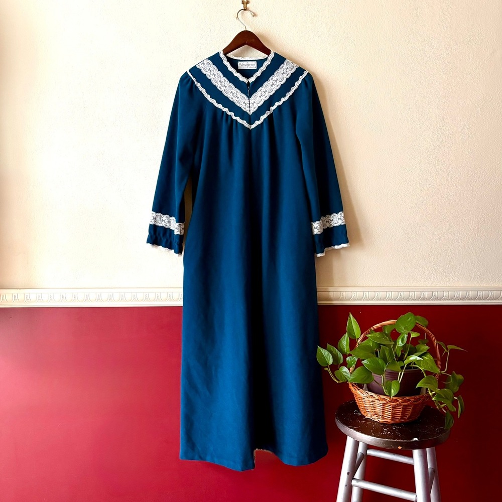 Vintage Vassarette Teal Blue Velour Lace Zip Front Robe S/M USA Made Housecoat